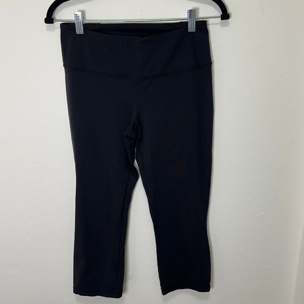 Patagonia Black Capris Leggings Cropped Activewear Size Medium